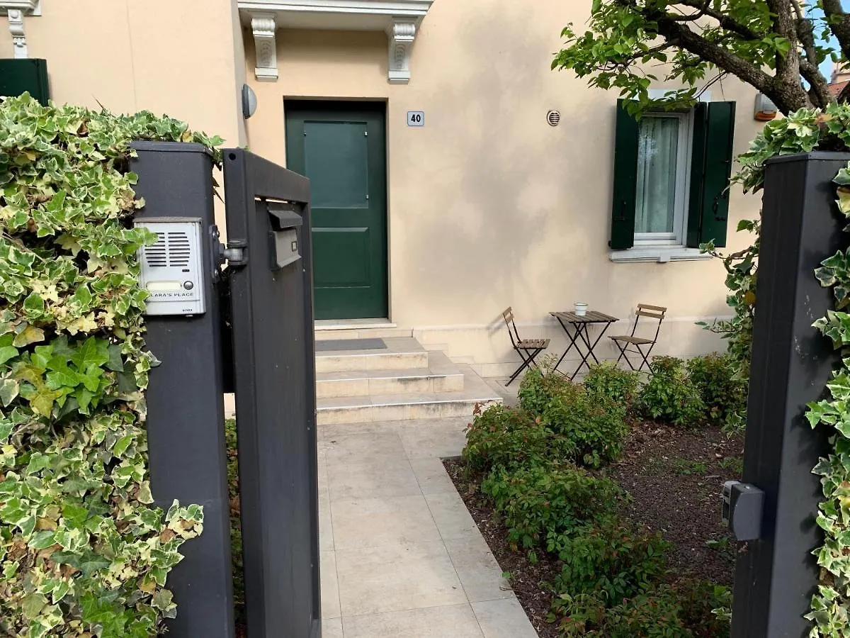 Clara'S Place Apartment Mestre Italy